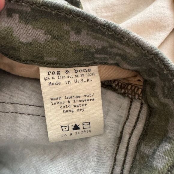 Rag & Bone Jeans Women's 25 Green The Skinny Pants in Digital CAMO Raw Hems - Picture 16 of 16